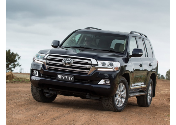 Toyota Land Cruiser 4#4  or Similar